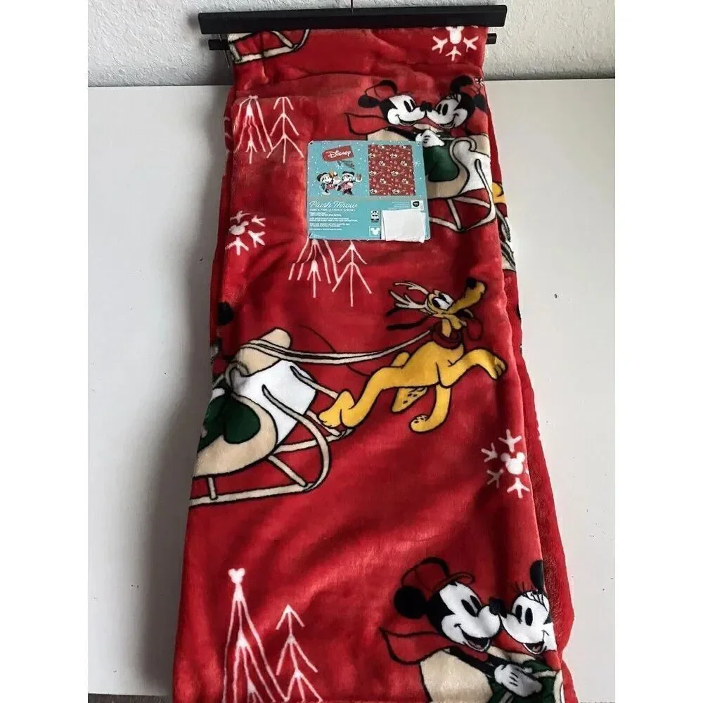Disney Mickey Minnie & Pluto Reindeer Sleigh Christmas Throw Blanket‎ 50 X 70”